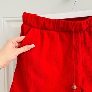 no boundaries simple and cute red drawstring shorts size large women's